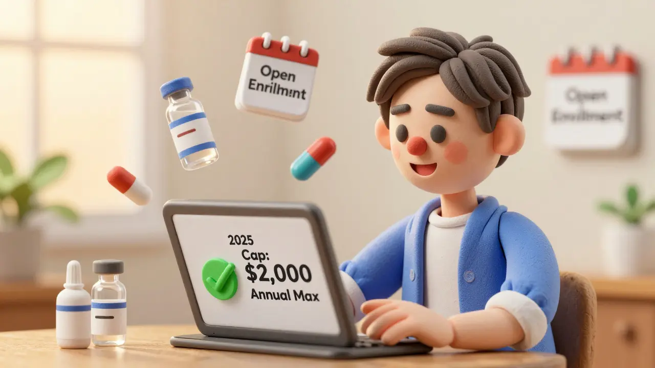 Personne souriante regardant un écran affichant la limite annuelle de 2000 $ pour les médicaments.